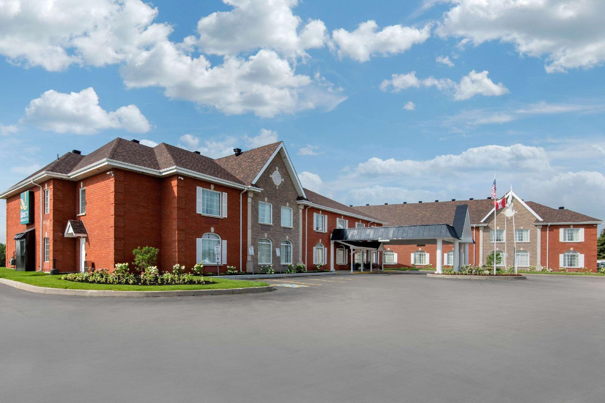 Quality Inn & Suites Оквилль Экстерьер фото