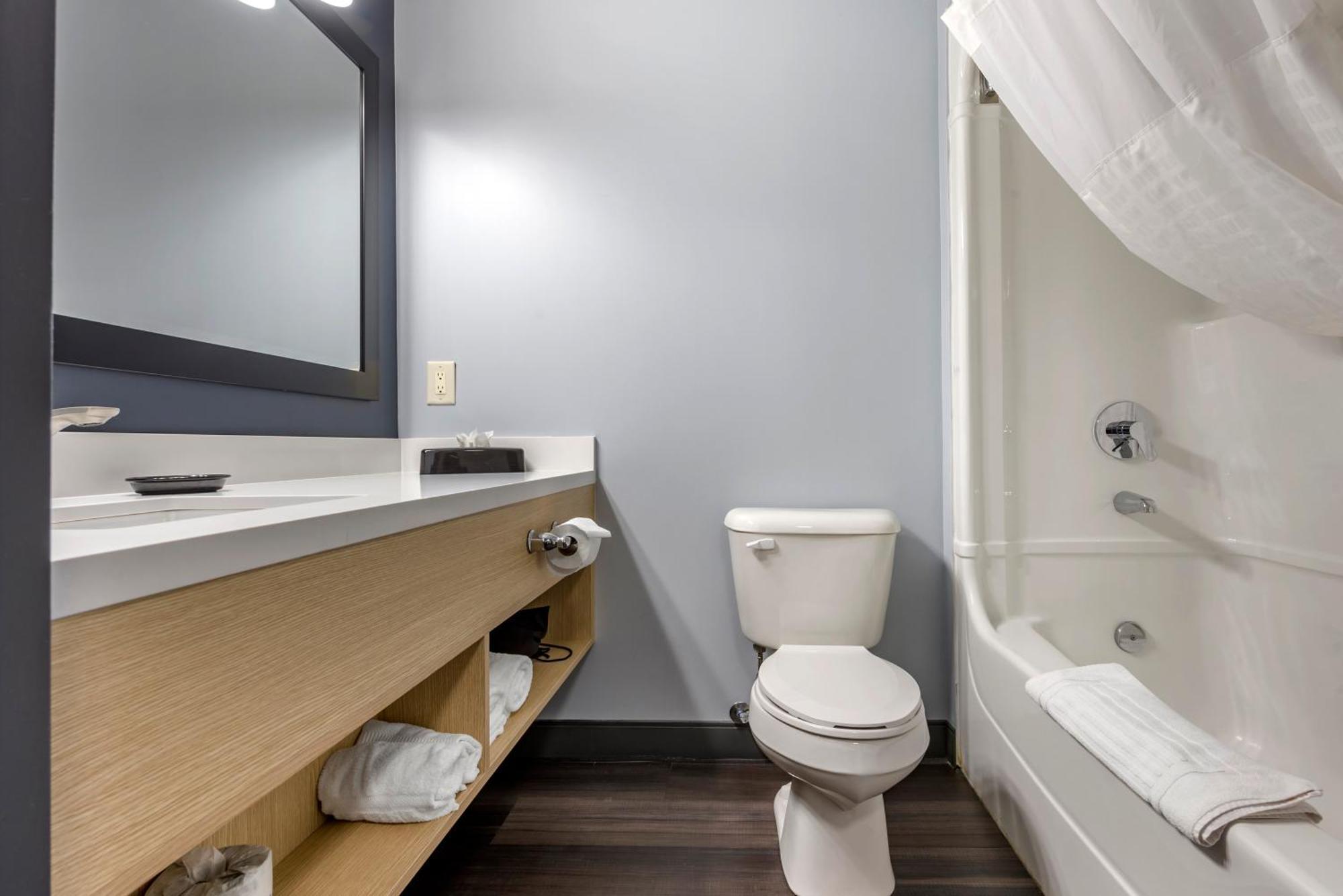 Quality Inn & Suites Оквилль Номер фото